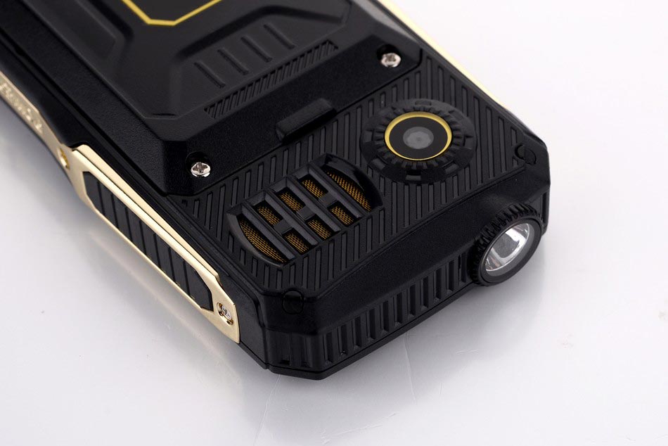 Мощный телефон Servo V3 Pro на 4 sim карты с усиленной батареей