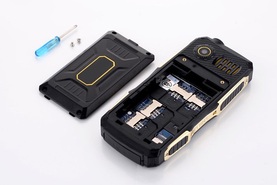 Мощный телефон Servo V3 Pro на 4 sim карты с усиленной батареей